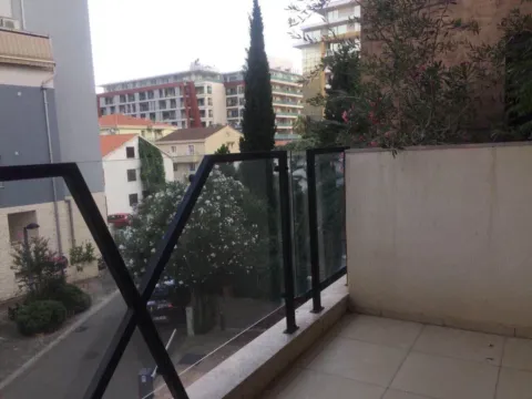 Rent, two bedroom apartment, 55m², Centar, Budva