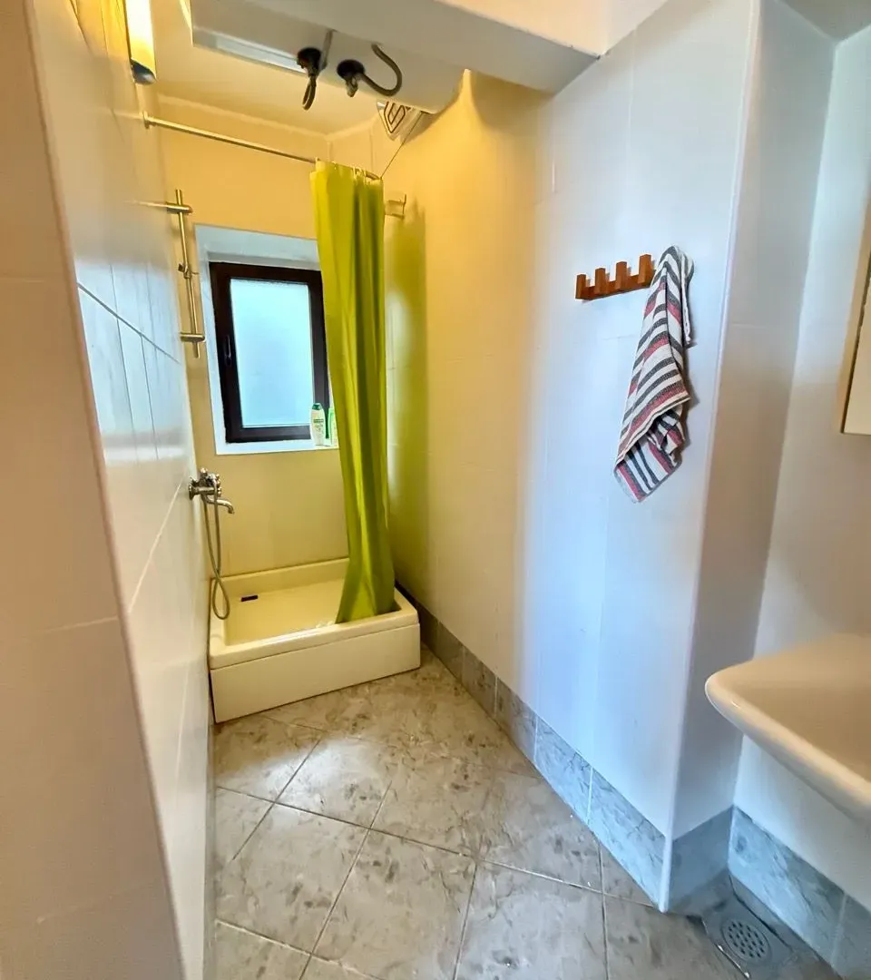 Prodaja, kuća, 183m², Centar, Ulcinj