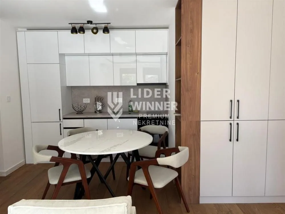 Sale, two bedroom apartment, 40m², Lekino Brdo, Voždovac Sve Podlokacije