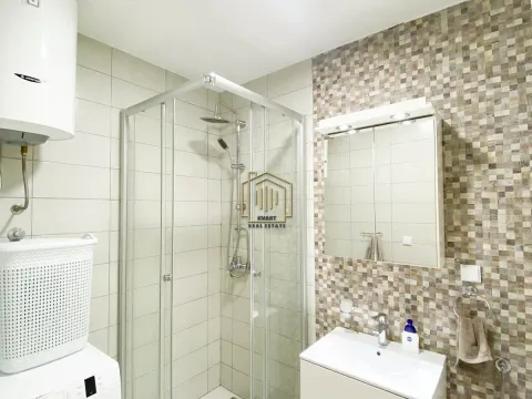 Izdavanje, dvosoban stan, 100m², Preko Morače, Podgorica - image 12