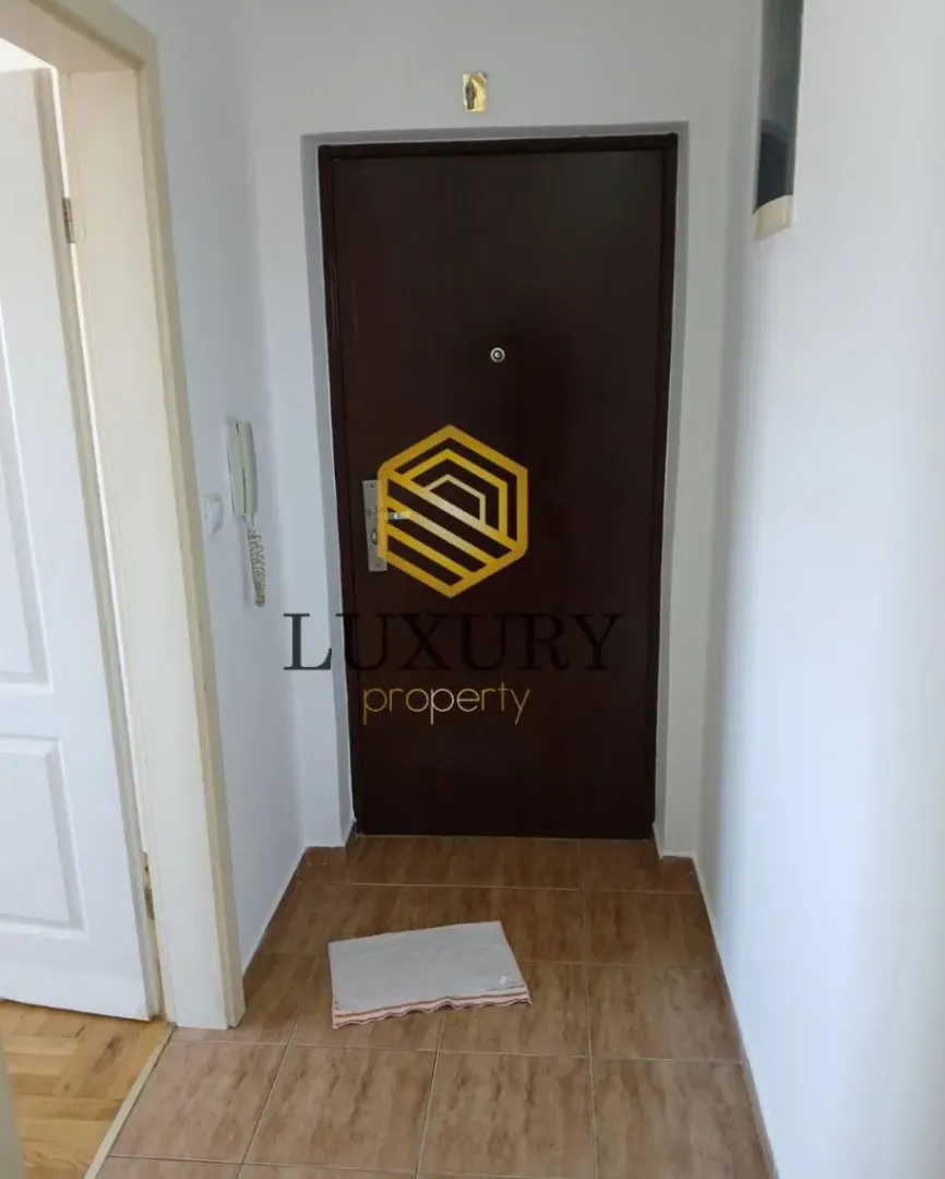 Rent, apartment, 40m², Stari Aerodrom, Podgorica