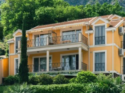 Prodaja, dvosoban stan, 178m2, Orahovac, Kotor Prodaja, dvosoban stan, 178m2, Orahovac, Kotor