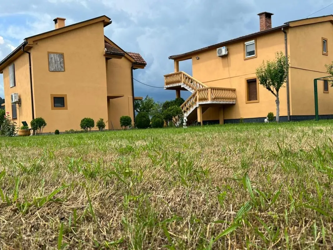 Sale, four bedroom apartment, 290m², Danilovgrad, Crna Gora