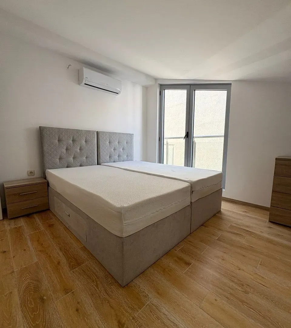 Sale, three bedroom apartment, 171m², Petrovac, Budva