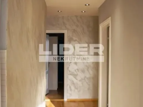 Prodaja, kuća, 198m², Ledine, Beograd - image 3