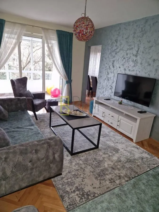 Izdavanje, jednosoban stan, 62m², Preko Morače, Podgorica