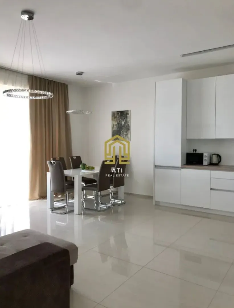 Prodaja, dvosoban stan, 65m², Bečići, Budva
