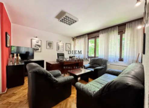 Izdavanje, poslovni prostor, 52m², Preko Morače, Podgorica