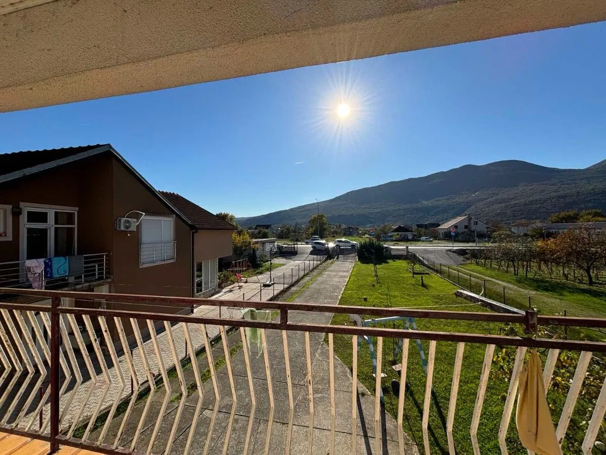 Sale, house, 200m², Grlić, Danilovgrad