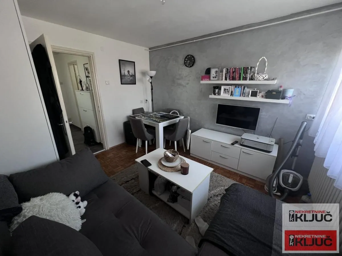Prodaja, garsonjera, 20m², Detelinara, Novi Sad Sve Podlokacije