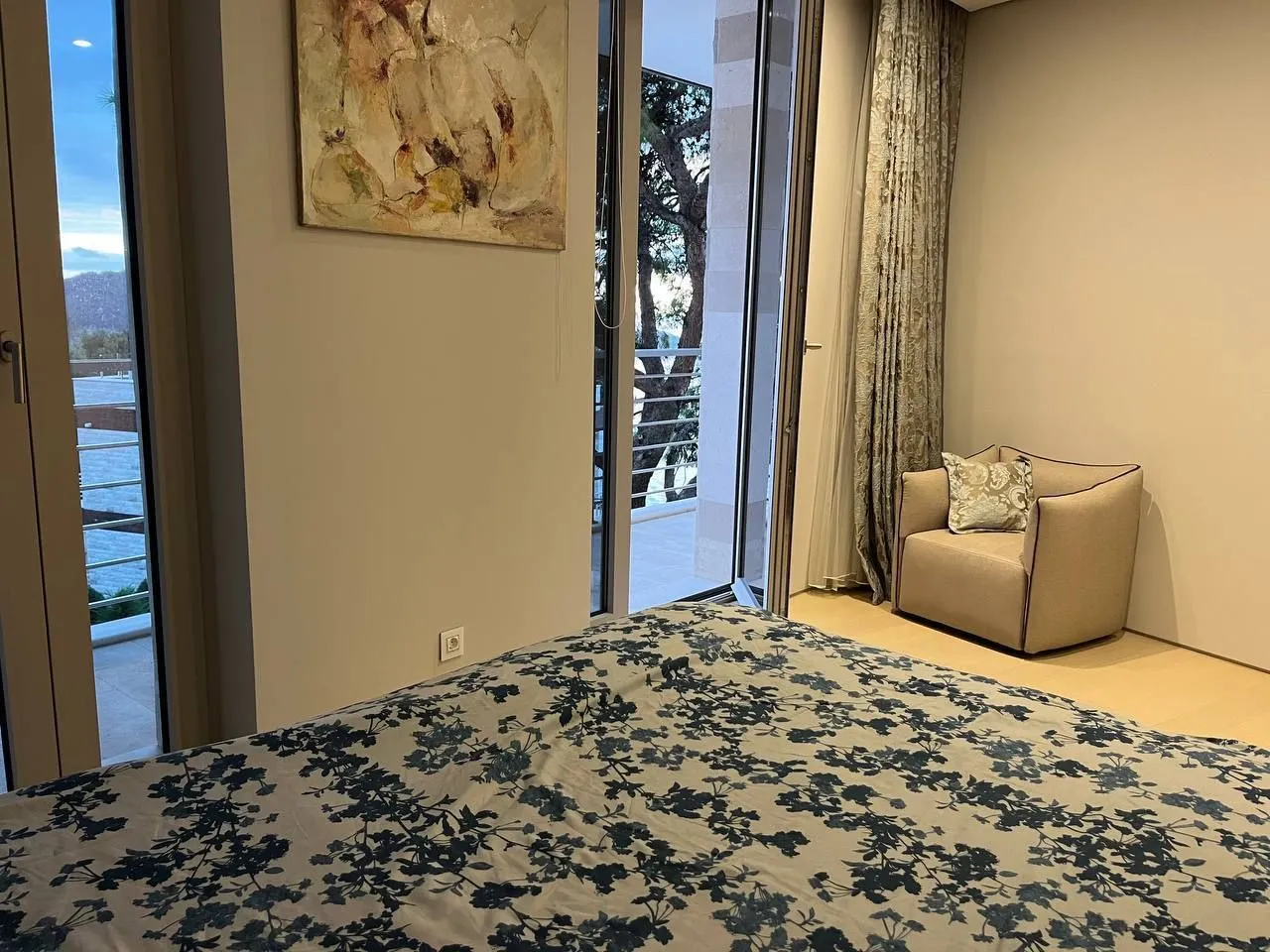 Stan-na-dan, dvosoban stan, 178m², Dukley Gardens, Budva