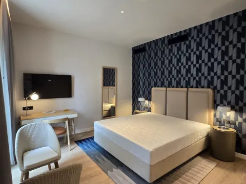 Sale, one bedroom apartment, 78m², Porto Montenegro, Tivat - image 12