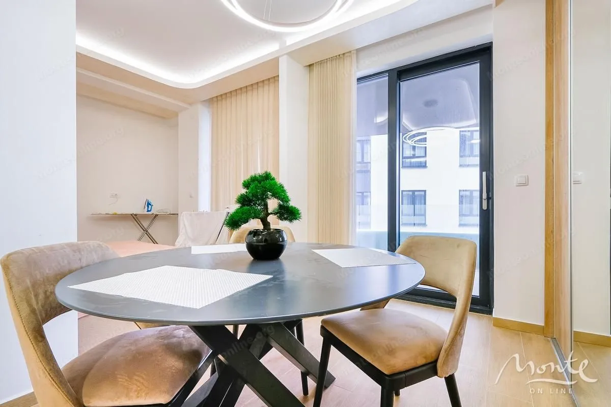 Prodaja, garsonjera, 57m², Rafailovići, Budva