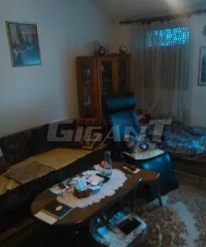 Prodaja, četvorosoban stan, 51m², Čukarica, Beograd