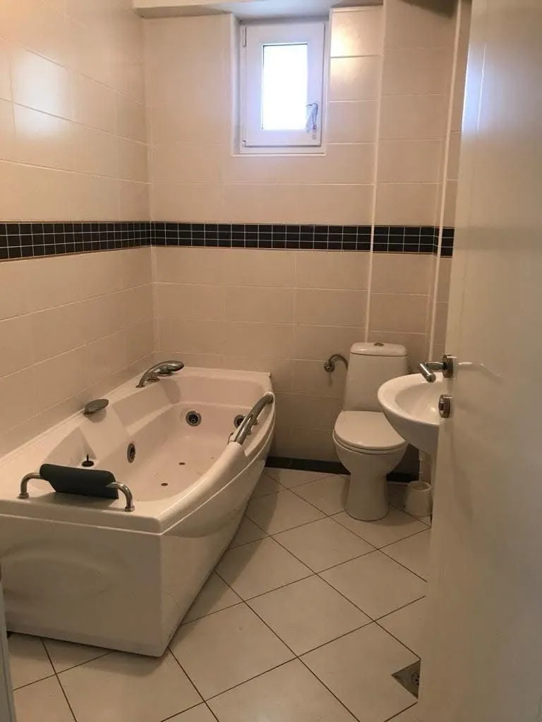 Sale, three bedroom apartment, 142m², Petrovac, Budva