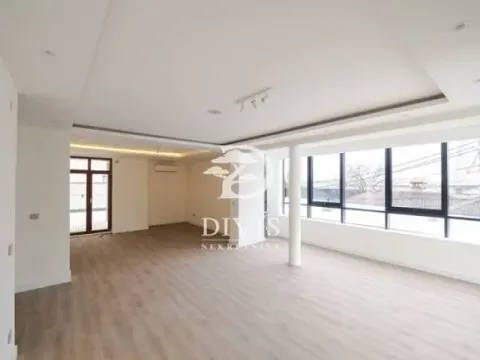 Izdavanje, poslovni prostor, 15330m², Senjak, Beograd - image 2