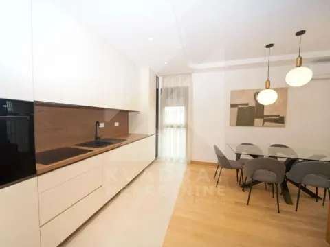 Izdavanje, trosoban stan, 104m², City Kvart, Podgorica - image 6