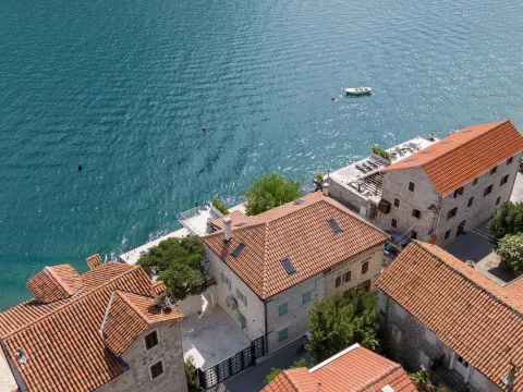 Prodaja,  kuća, 183m2, Muo, Kotor