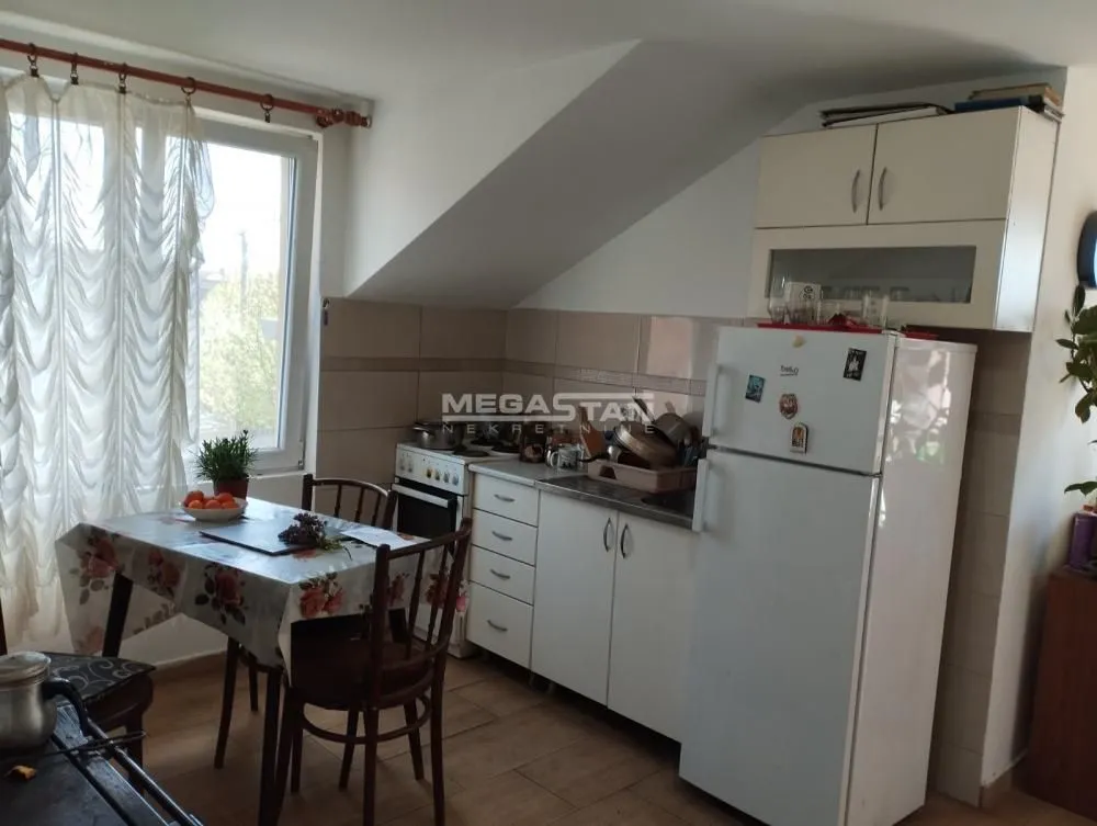 Prodaja, trosoban stan, 73m², Palilula Sve Podlokacije, Beograd