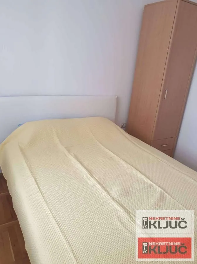 Izdavanje, dvosoban stan, 50m², Sajmište, Novi Sad