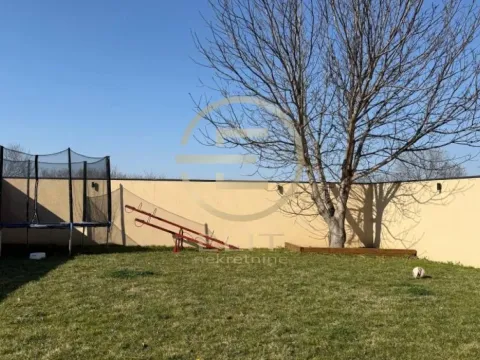 Prodaja, kuća, 165m², Petrovaradin, Novi Sad - image 61