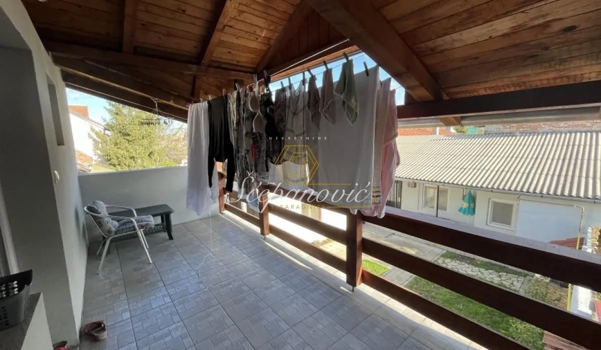 Prodaja, kuća, 181m², Klisa, Novi Sad Sve Podlokacije