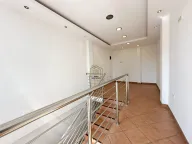 Izdavanje, poslovni prostor, 46m², Podgorica, Crna Gora - image 9