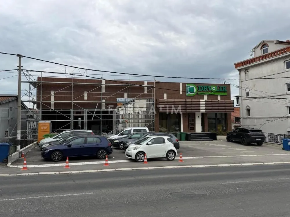 Izdavanje, poslovni prostor, 500m², Mali Mokri Lug, Zvezdara Sve Podlokacije