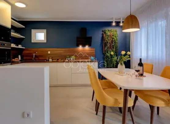 Rent, apartment, 60m², Kotor, Crna Gora