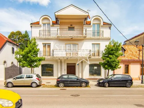 Izdavanje,  poslovni prostor, 50m2, Cetinje