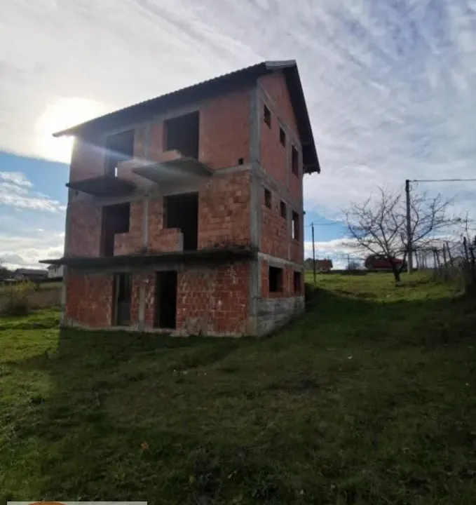 Prodaja, kuća, 204m², Lazarevac, Beograd