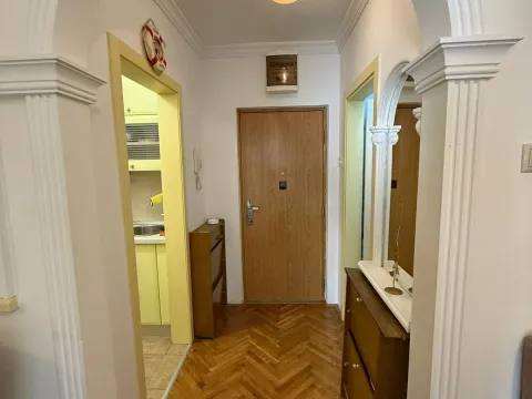 Rent, one bedroom apartment, 38m², Budva, Crna Gora - image 4