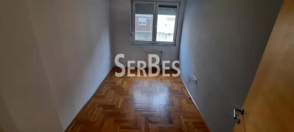 Rent, office space, 146m², Salajka, Novi Sad Sve Podlokacije