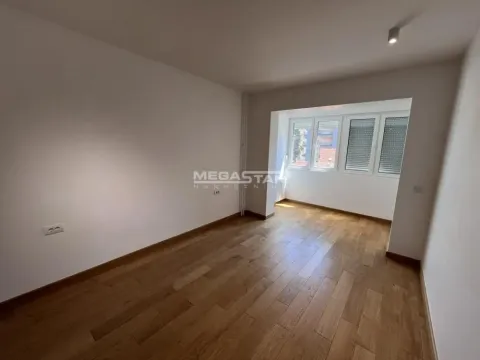 Prodaja, četvorosoban stan, 93m², Vračar Hram, Vračar Sve Podlokacije - image 5