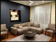 Izdavanje, trosoban stan, 91m², Centar, Novi Sad - image 1