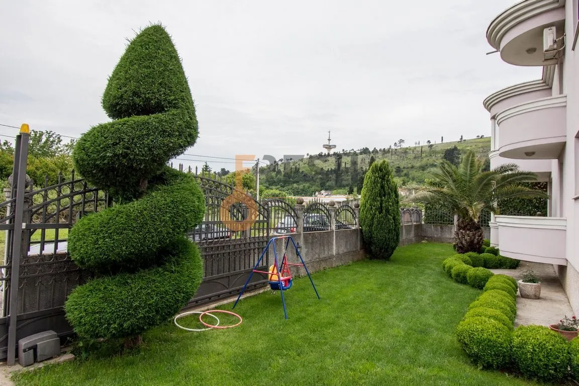 Rent, three bedroom apartment, 140m², Zabjelo, Podgorica