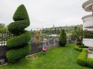 Izdavanje, trosoban stan, 140m², Zabjelo, Podgorica - image 21