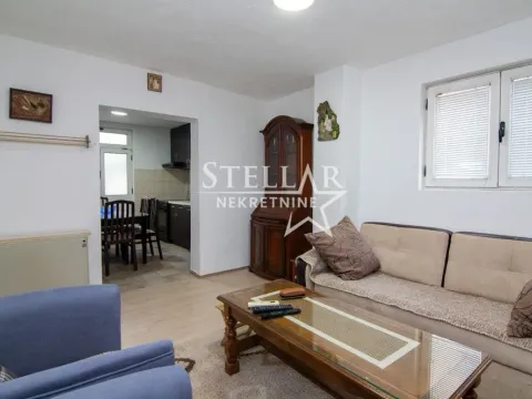 Izdavanje, trosoban stan, 85m², Gornja Gorica, Podgorica - image 15