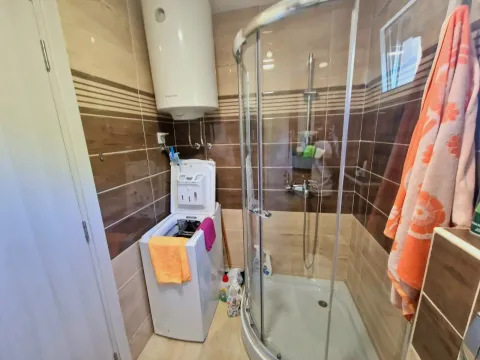 Izdavanje, dvosoban stan, 54m², Budva, Crna Gora - image 14