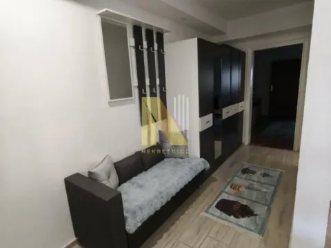 Izdavanje, dvosoban stan, 40m², Bulevar Oslobodjenja, Novi Sad Sve Podlokacije - image 5