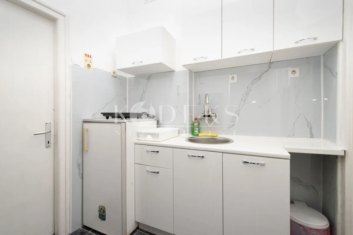Rent, office space, 25m², Centar, Podgorica