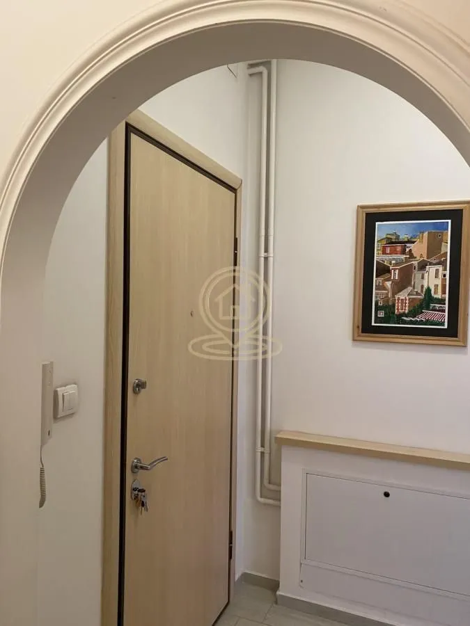 Izdavanje, trosoban stan, 92m², Tašmajdan, Palilula Sve Podlokacije