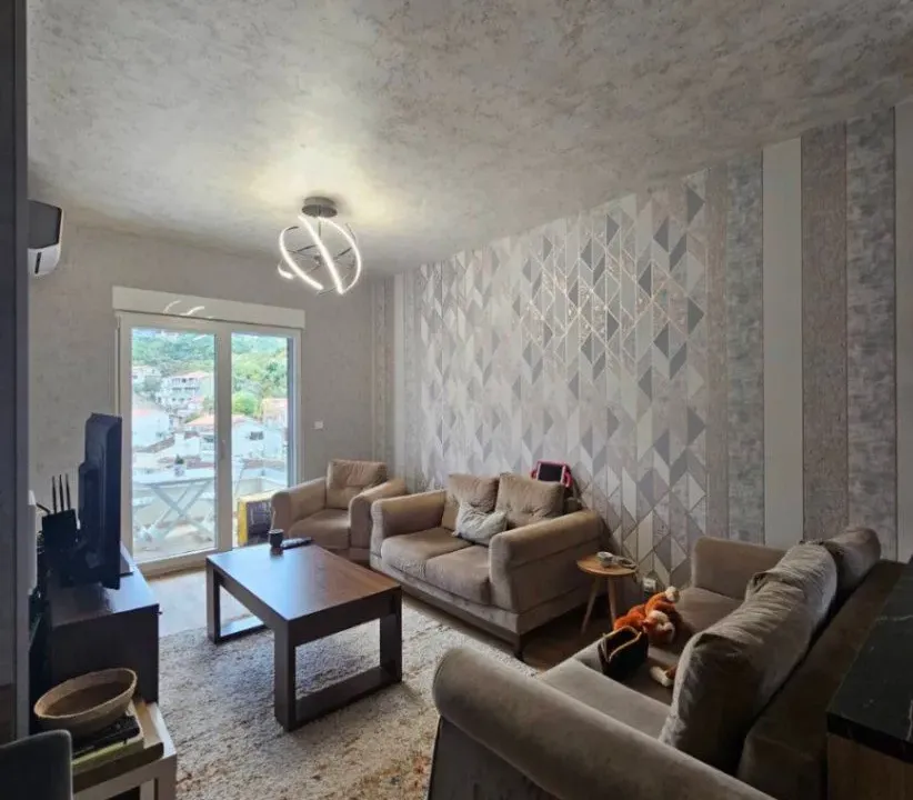 Izdavanje, jednosoban stan, Budva, Crna Gora