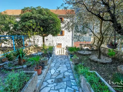 Sale, house, 140m², Muo, Kotor - image 34