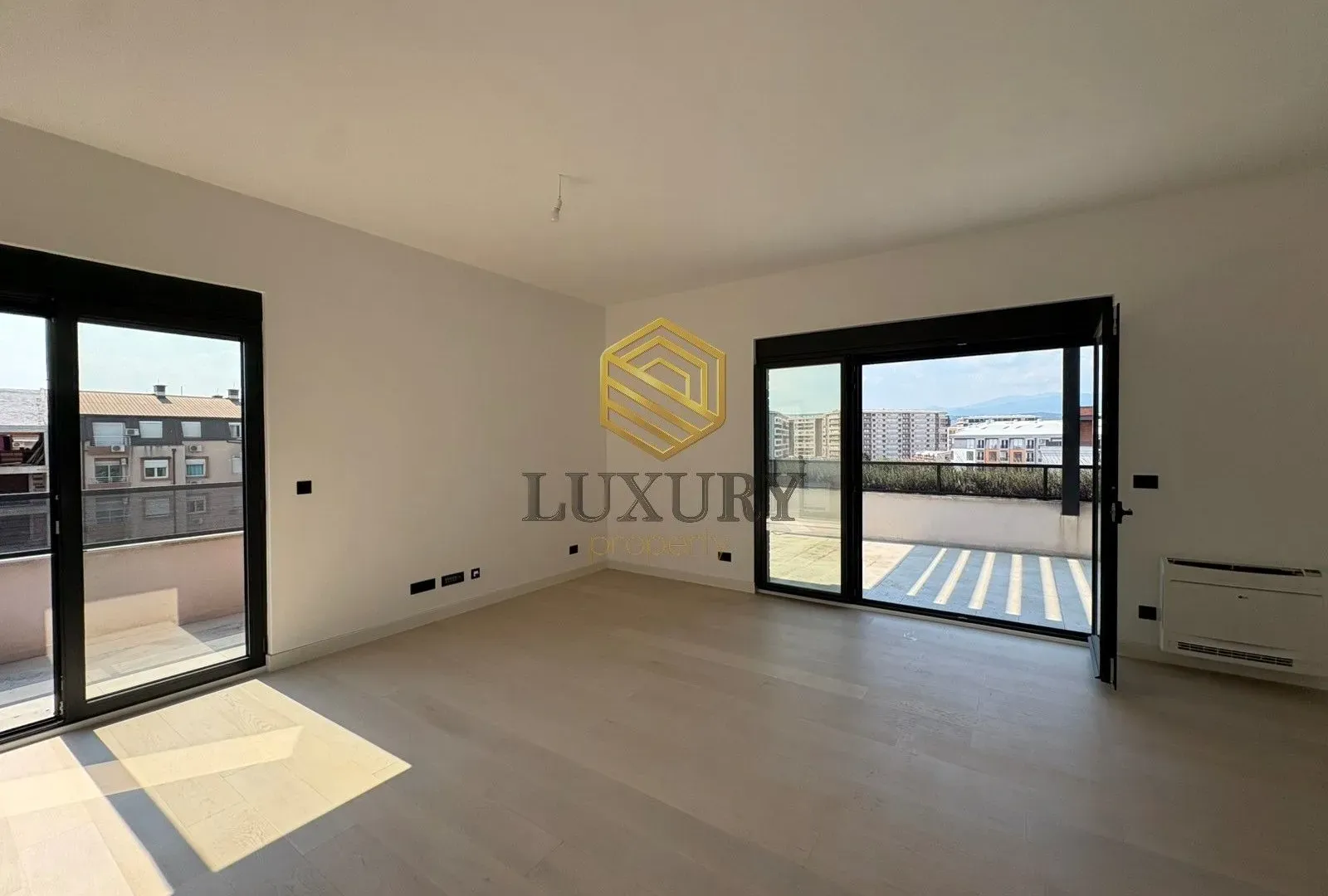 Prodaja, trosoban stan, 149m², Preko Morače, Podgorica