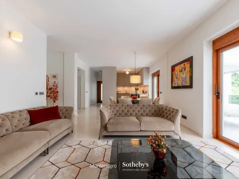 Prodaja, kuća, 261m², Rijeka Reževići, Budva - image 8