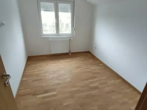 Prodaja, četvorosoban stan, 106m², Veternik, Novi Sad Sve Podlokacije - image 11