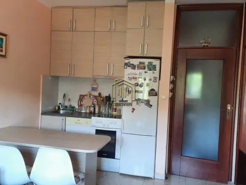 Izdavanje, jednosoban stan, 33m², Pobrežje, Podgorica - image 3