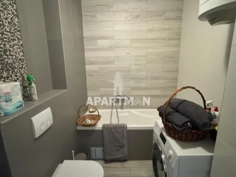 Izdavanje, trosoban stan, 96m², Čubura, Beograd - image 11