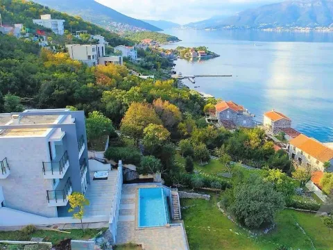 Prodaja, kuća, 770m², Tivat, Crna Gora - image 8